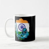 インドのクリケット選手 インド国旗 クリケットファン コーヒーマグカップ (左)