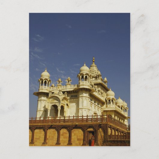 インドのラジャスタンに立ち着く女性 ポストカード (正面)