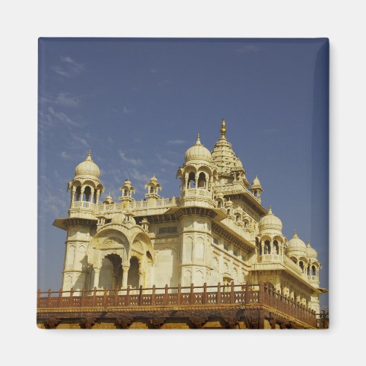 インドのラジャスタンに立ち着く女性 マグネット (正面)