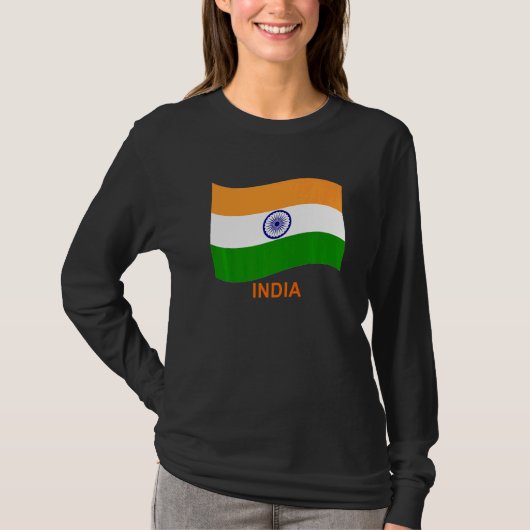 インドの国旗を振る Bharat Tシャツ (正面)