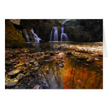 インドの平たい箱の滝