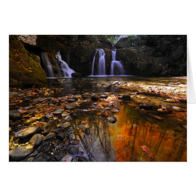 インドの平たい箱の滝 (正面横)