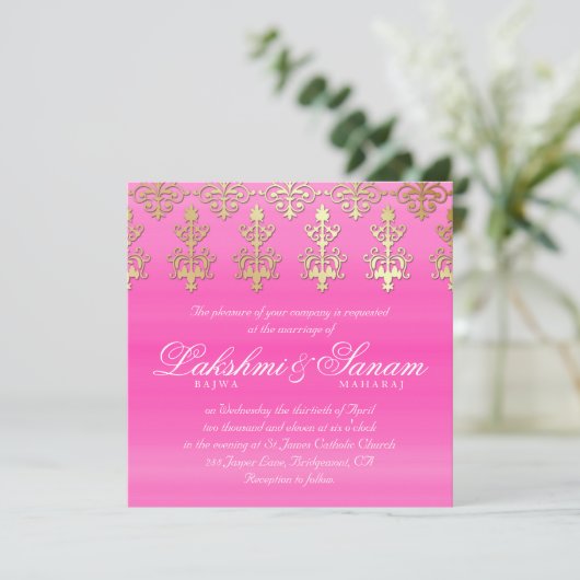 インドの結婚式の招待のダマスク織の金ゴールドのピンクの白 招待状 (スタンド正面)