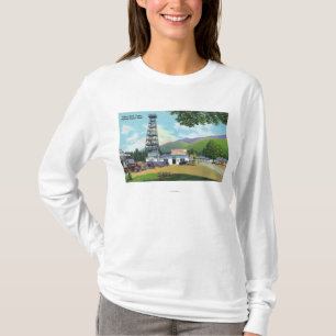 インドの頭部およびインディアンヘッドタワーの眺め Tシャツ