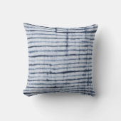 インドネシアのろうけつ染めのインディゴか海軍ストライプ クッション (正面)