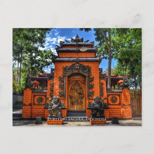 インドネシアの仏教寺院の門 ポストカード (正面)