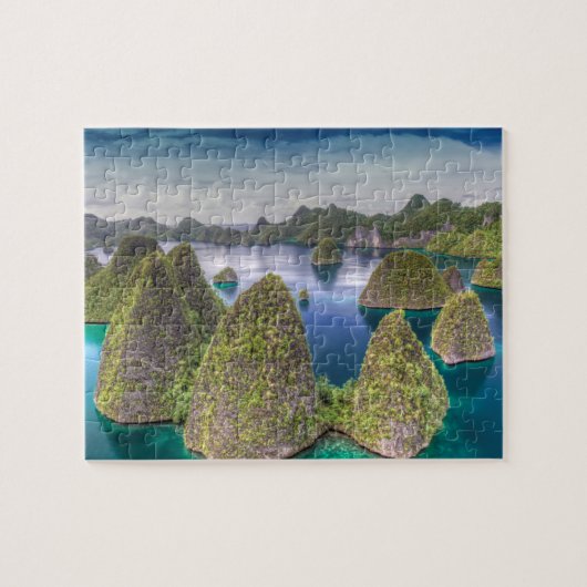 インドネシア ワヤグ島の風景 ジグソーパズル (横)