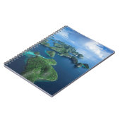 インドネシア、西パプアニューギニアラジャアンパト航空 ノートブック (左側)