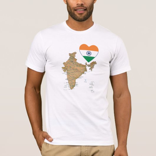 インド国旗のハートと地図Tシャツ Tシャツ (正面)