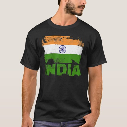 インド国旗のヴィンテージ動揺してインディアングランジ旅行 Tシャツ (正面)