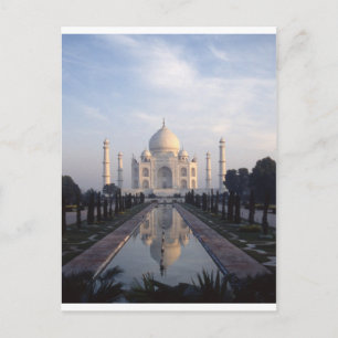 インド、ウッタル・プラデシュ州アグラのTaj Mahal Reflection ポストカード