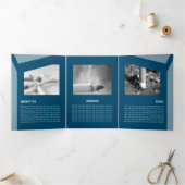 インパクトブルー企業のフラット形状 三つ折りカード (内部)