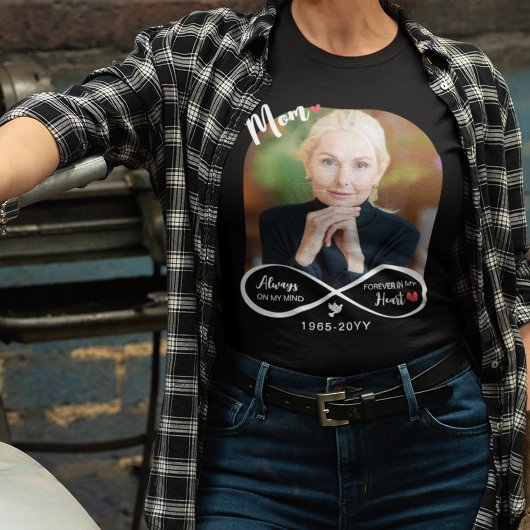 インフィニティ常に私の心の上に写真ママ記念 Tシャツ