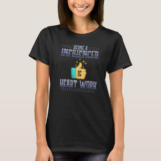 インフルエンサー・コンテンツ作成者ソーシャルメディア・スペシャリスト Tシャツ
