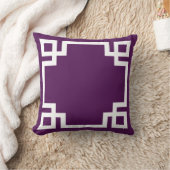インペリアルパープルホワイトギリシャ鍵 クッション (ブランケット)