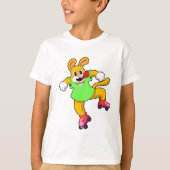 インラインスケート付きインラインスケーターとしての犬 Tシャツ (正面)