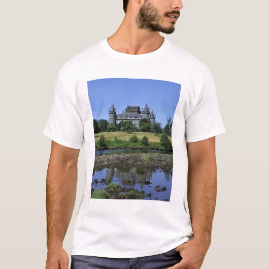 インヴェラリー城、ストラスクライド、スコットランド Tシャツ (正面)