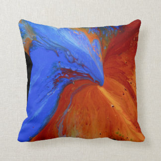 イン及びヤンの枕 クッション