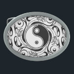 イン&ヤンシンボルブラックアンドホワイトタトゥースタイル 卵形バックル<br><div class="desc">装飾Yingヤン記号サイケデリック黒と白タトゥースタイルアートデザイン。Hi Quality Vector Graphic Art Copyright BluedakArt TheChameleonArtで作成。</div>