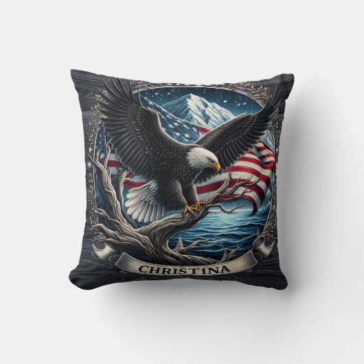イーグルがアメリカ国旗を掲げて山の上を舞う クッション (正面)