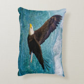 イーグルが嵐の上で舞い上がる アクセントクッション (裏面(縦))