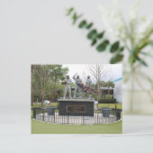 イーグルが着陸したNasaの像 ポストカード (スタンド正面)