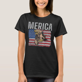 イーグルメリカ7月4日アメリカ国旗の独立性 Tシャツ
