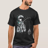 イーサリアムを釣る宇宙飛行士のデザイン Tシャツ (正面)