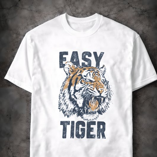 イージー・タイガー 楽しい表現の野生動物イラスト Tシャツ