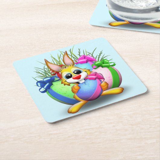 イースターおもしろいバニーと可愛いキャラクターがEgをかむ スクエアペーパーコースター (アングル)
