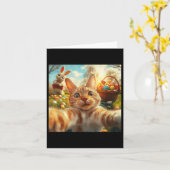 イースターおもしろいバニー大人とイースターキャットセルフィーK カード (黄色い花)