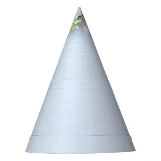 イースターさくらんぼプラム：黄色の卵。 パーティーハット