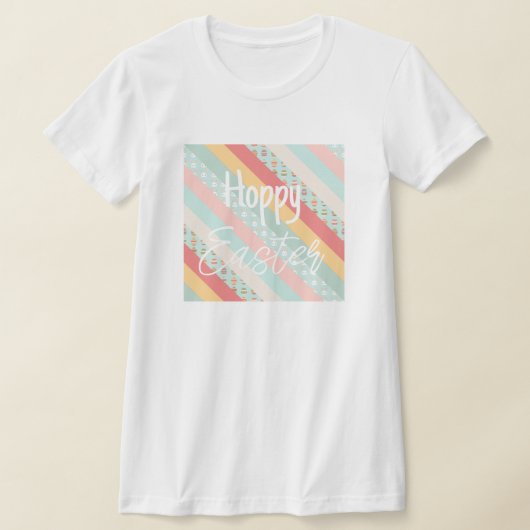 イースターのウサギといろどられた卵のストライプ Tシャツ (レイダウン)