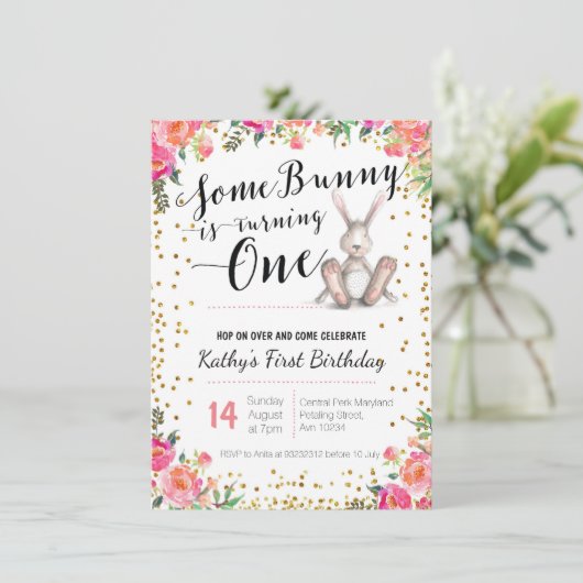 イースターのウサギの誕生日の花柄の招待状 招待状 (スタンド正面)