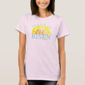 イースターのキリスト教の花柄の十字架 イエス様は復活されました Tシャツ (正面)