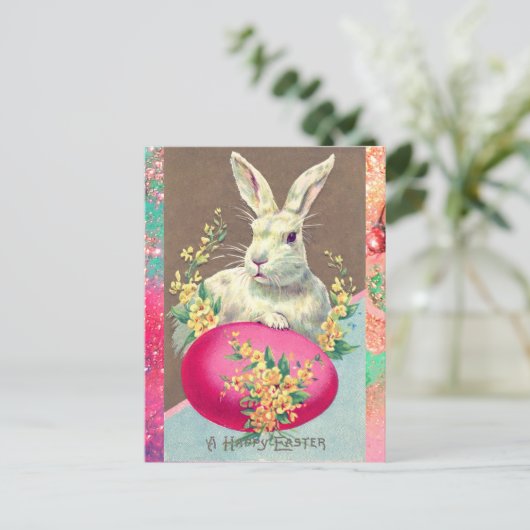 イースターの卵と春の花を持つ白うさぎ シーズンポストカード (スタンド正面)