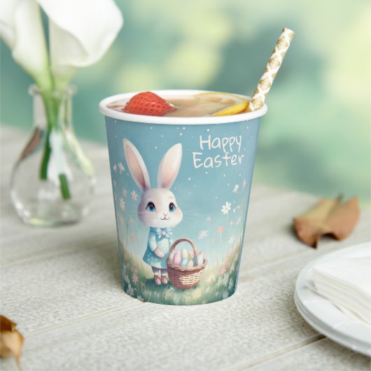 イースターの卵のバスケットとキュートなイースターバニー 紙コップ (インサイチュ)