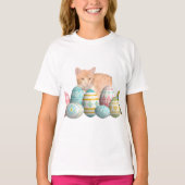 イースターの子猫の写真とペイントエッグ Tシャツ (正面)