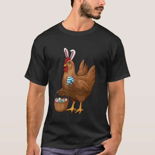 イースターの日にウサギの耳をつけたニワトリ 楽しい卵 遠景 Tシャツ (正面)