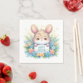 イースターの看板を掲げるかわいいイースターバニー スタンダードカクテルナプキン (インサイチュ)