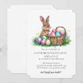 イースターの飾り付けられた卵と卵の宝探しをするバスケットのウサギ 招待状 (正面/裏面)