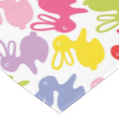 イースターウサギが付いているパターン テーブルクロス (アングル)