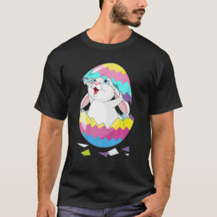 イースターウサギが卵から巣立おもしろいつ Tシャツ
