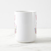 イースターエッグが咲き誇る可愛いバニーピンクの花 コーヒーマグカップ (中央)