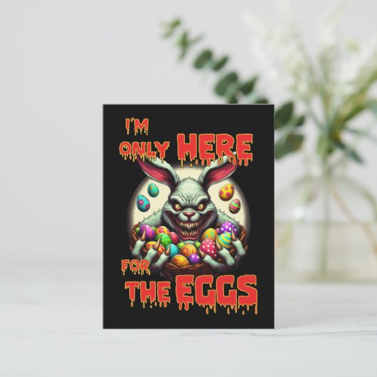 イースターエッグと不気味カラフルなイースターバニー ポストカード (スタンド正面)