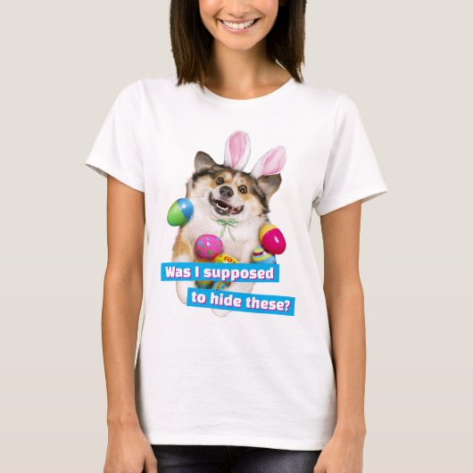 イースターエッグの上に横たわる犬 Tシャツ (正面)