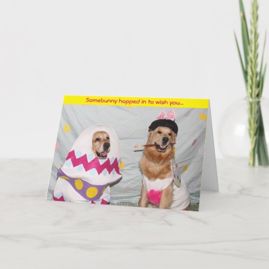 イースターエッグを絵を描く金イースターのウサギ シーズンカード (正面)