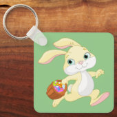 イースターエッグカラフルバスケット付きイースターバニー キーホルダー (正面)