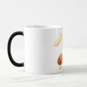 イースターエッグカラフルバスケット付きイースターバニー モーフィングマグカップ (左)