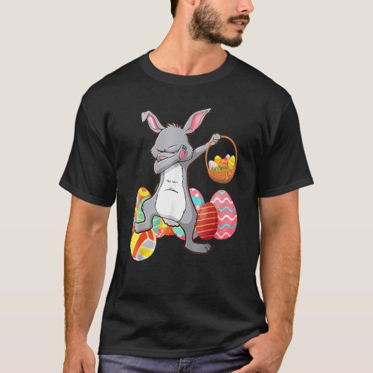 イースターエッグバスケット男の子の女の子とウサギ Tシャツ (正面)